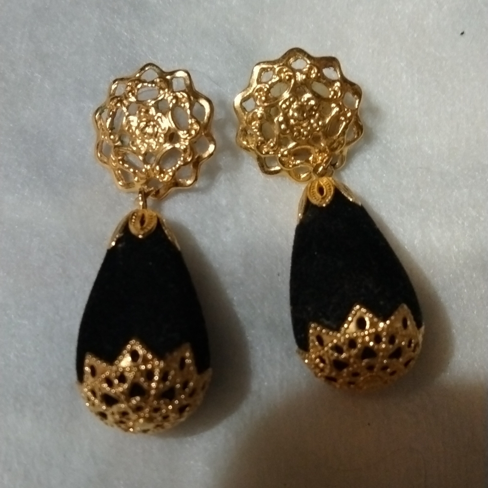 Black and gold tone earrings pierced (sku 249)